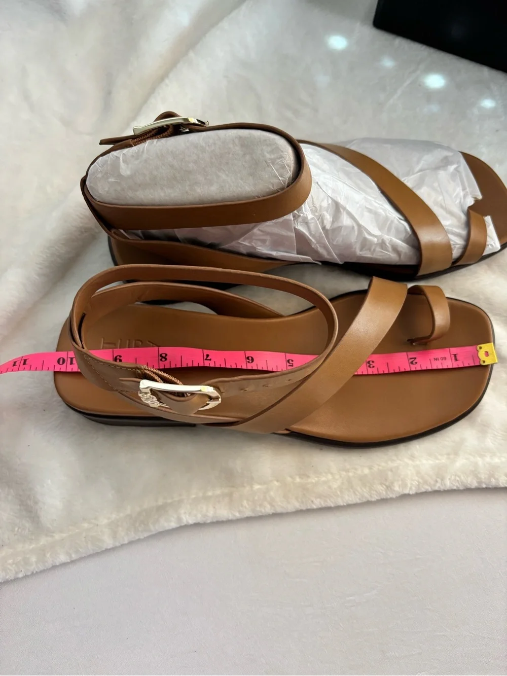 Naturalizer Birch Saddle Tan Leather Strappy Toe Ring Sandal Size 8.5